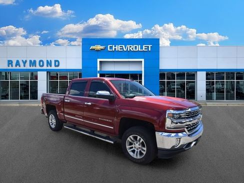 Used 2018 Chevrolet Silverado 1500 LTZ w/ Sport Package AWD/4WD image 10