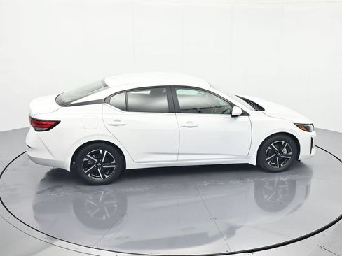 Certified 2024 Nissan Sentra SV FWD image 31