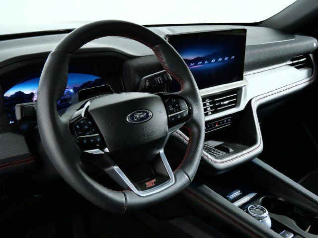 Certified 2025 Ford Explorer ST AWD/4WD image 20
