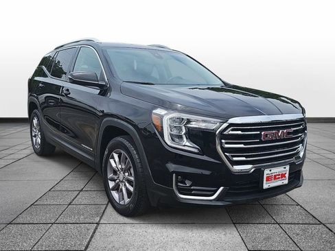 Used 2023 GMC Terrain SLT AWD/4WD image 3