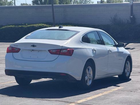 Used 2022 Chevrolet Malibu LS w/ LPO, Convenience Package 1 FWD image 5