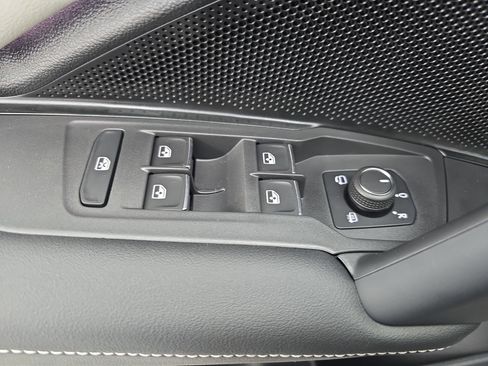 New 2026 Volkswagen Tiguan SEL R-Line AWD/4WD image 26