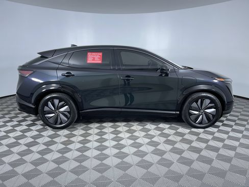 Used 2024 Nissan Ariya AWD image 10