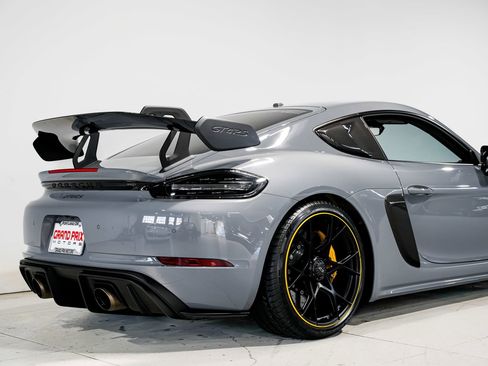 Used 2023 Porsche 718 Cayman GT4 RS RWD image 32