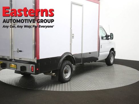 Used 2023 Ford E-350 and Econoline 350 Super Duty w/ Power Windows & Locks Group RWD image 39