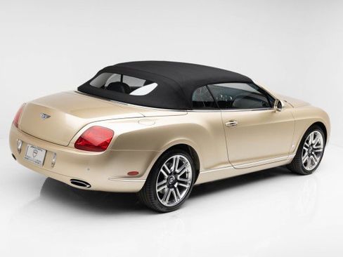 Used 2011 Bentley Continental GTC image 19
