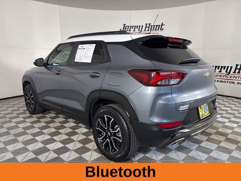 Used 2021 Chevrolet TrailBlazer ACTIV w/ Technology Package image 8