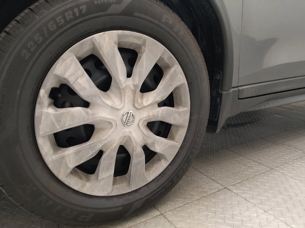 Used 2018 Nissan Rogue S FWD image 31
