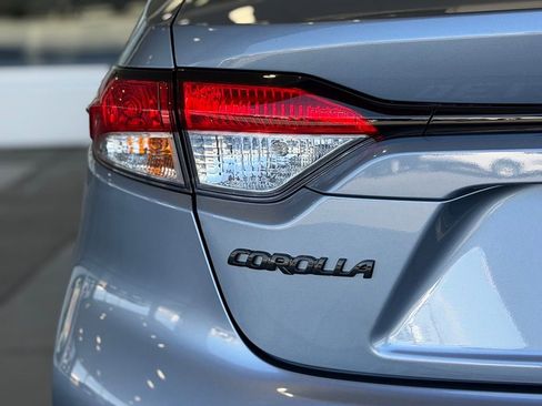 Certified 2024 Toyota Corolla LE FWD image 10