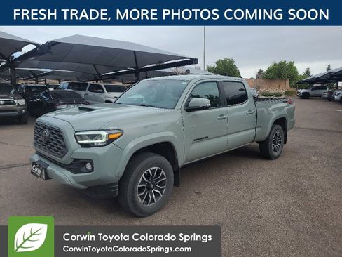 Used 2023 Toyota Tacoma TRD Sport AWD/4WD image 3