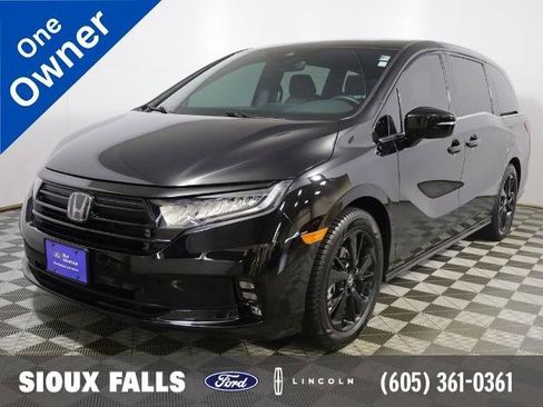 Used 2024 Honda Odyssey Sport image 1