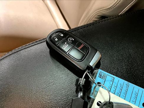 Used 2016 Jeep Cherokee Latitude w/ Comfort/Convenience Group image 15