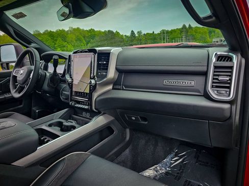 New 2026 RAM 2500 Laramie w/ Night Edition AWD/4WD image 48