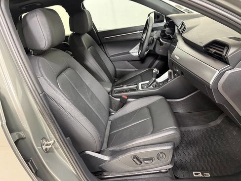 Used 2021 Audi Q3 2.0T Premium Plus image 24