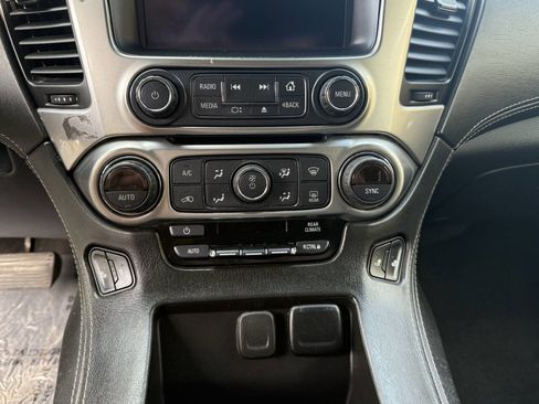 Used 2019 Chevrolet Tahoe LT image 41