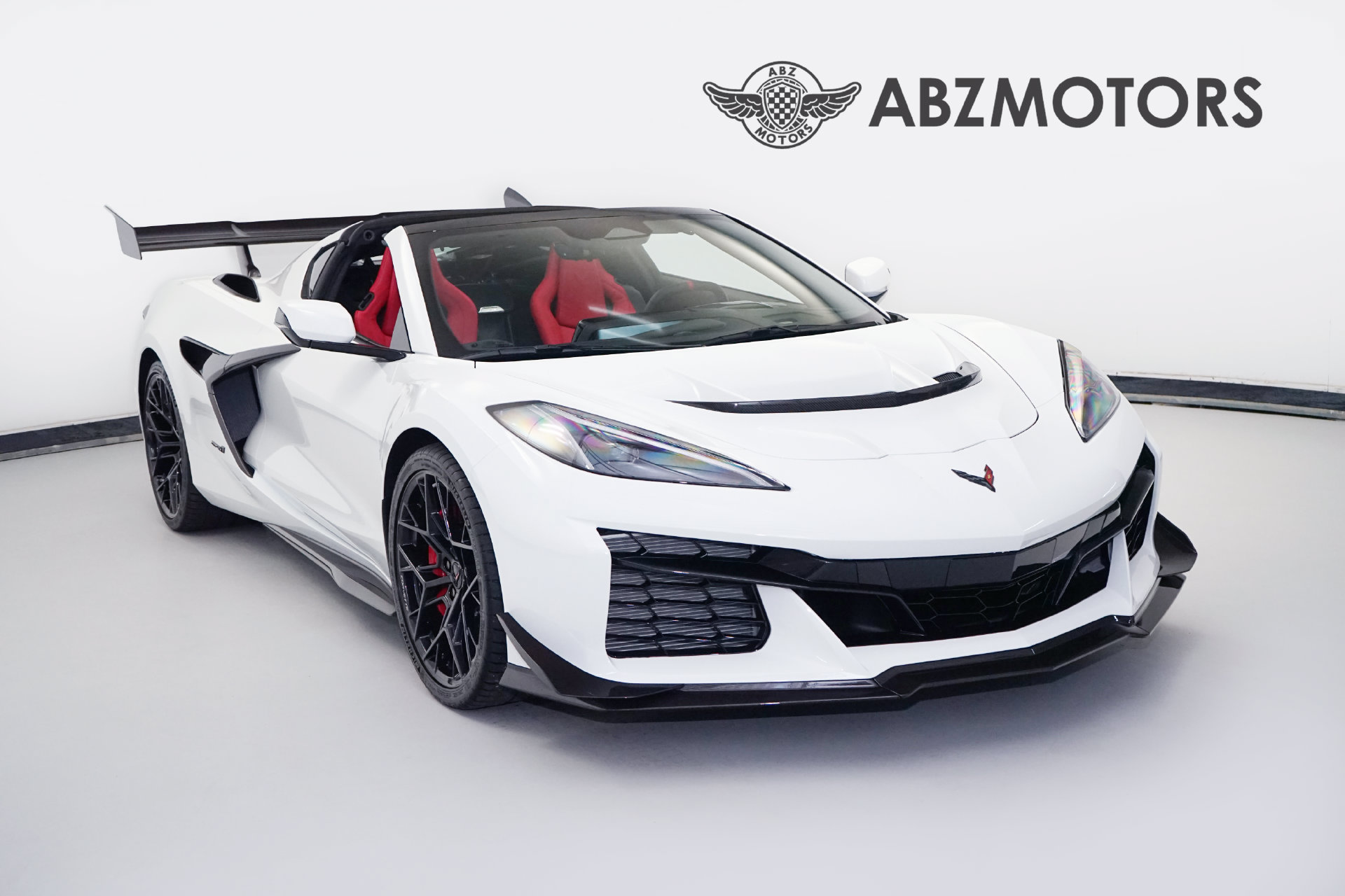 Used 2026 Chevrolet Corvette ZR1 w/ ZR1 Carbon Fiber Aero Package RWD image 1