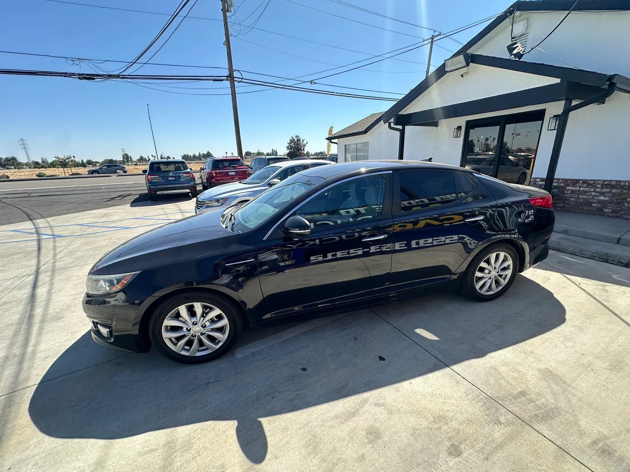 Used 2015 Kia Optima LX FWD image 12