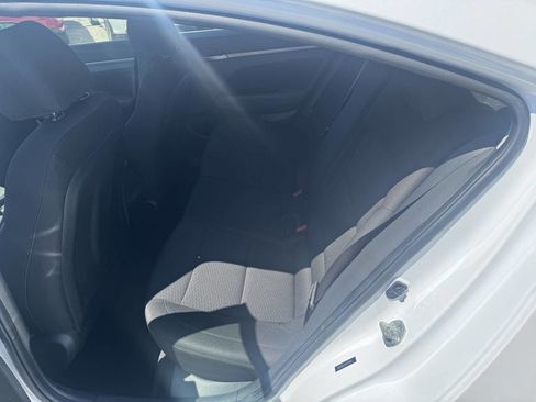 Used 2020 Hyundai Elantra SEL w/ Cargo Package (C1) image 7