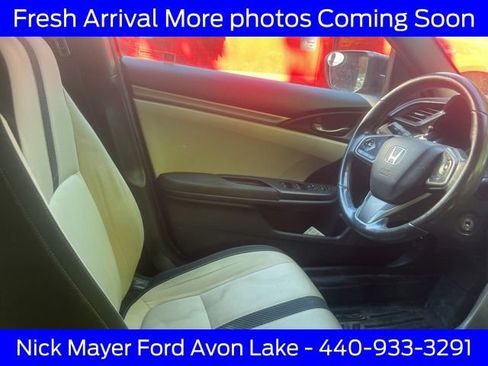Used 2017 Honda Civic Sport image 11