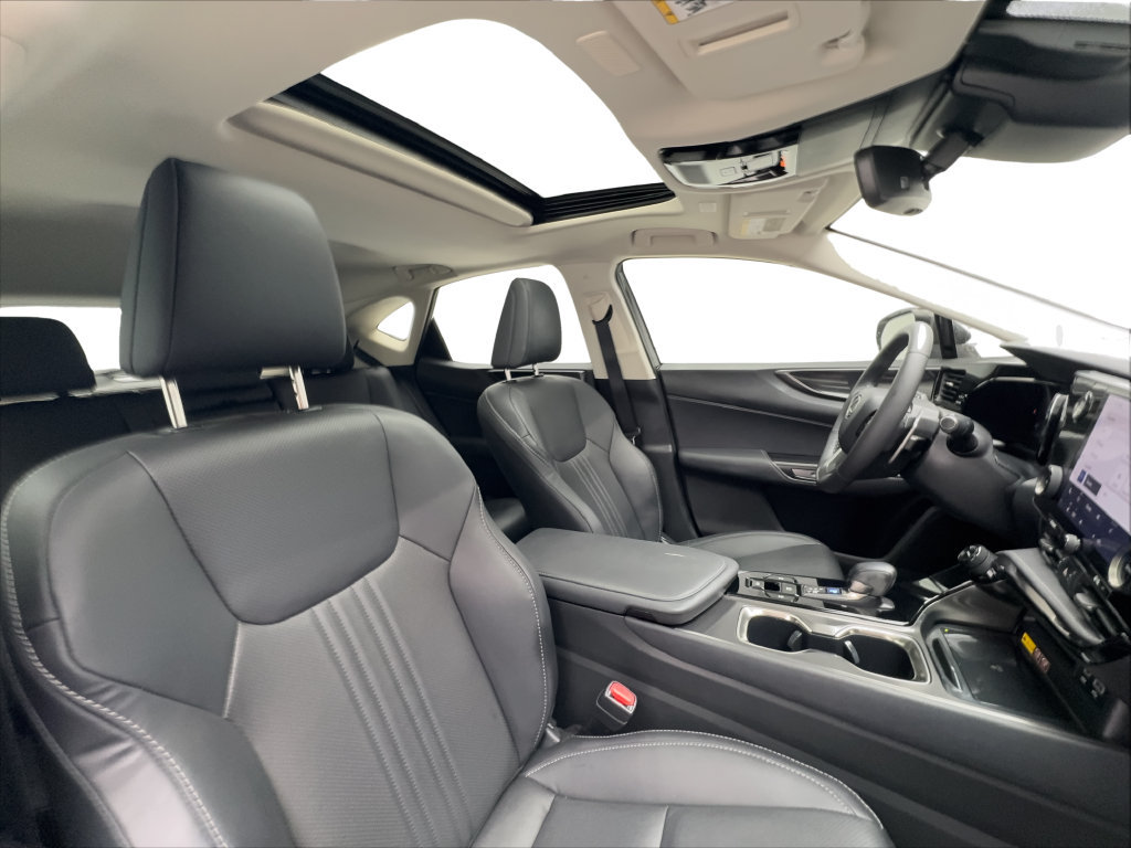 Used 2025 Lexus NX 250 FWD w/ Cold Area Package image 28