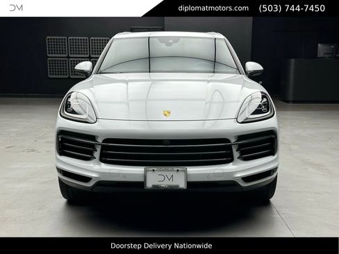 Used 2023 Porsche Cayenne image 10