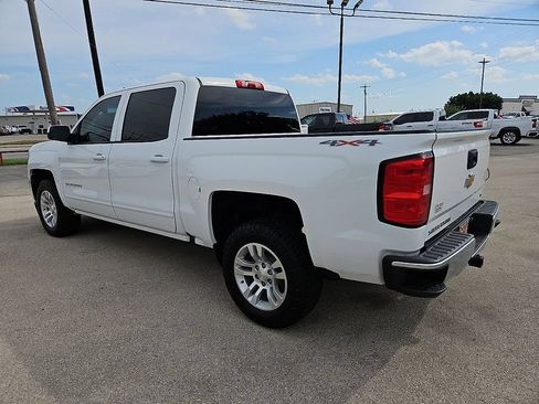 Used 2018 Chevrolet Silverado 1500 LT w/ All Star Edition AWD/4WD image 4