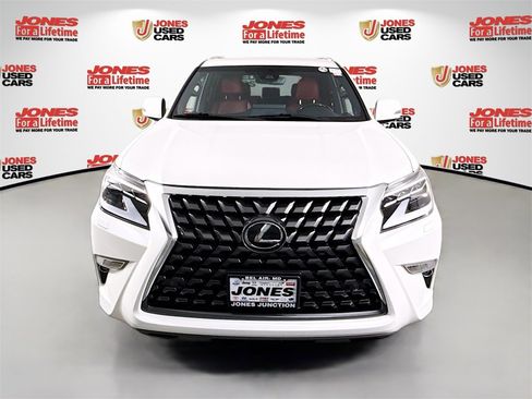 Used 2023 Lexus GX 460 Premium w/ Premium Package image 12