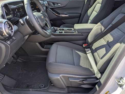 New 2026 Chevrolet Equinox LT w/ Safety and Technology Package FWD image 10