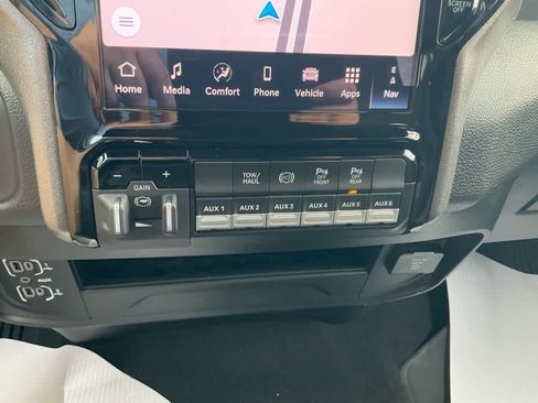 New 2026 RAM 3500 Tradesman AWD/4WD image 12
