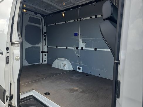 Used 2025 Mercedes-Benz Sprinter 2500 image 14