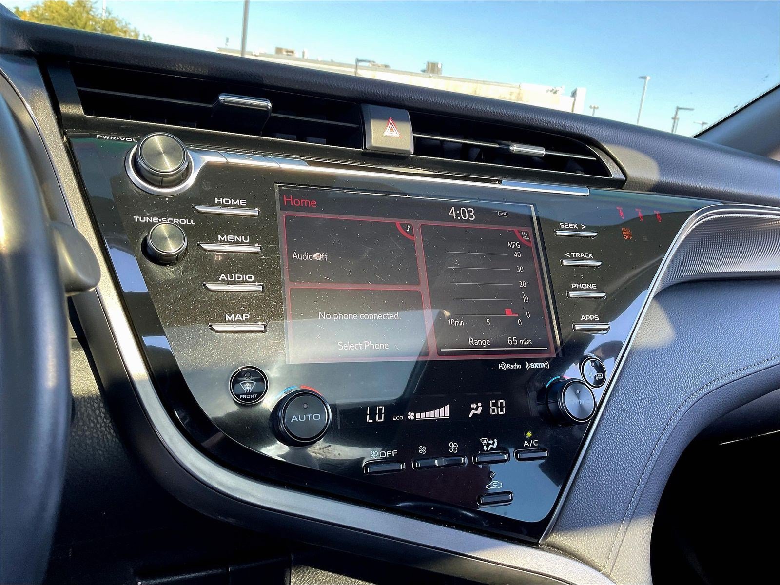 Used 2019 Toyota Camry XSE FWD image 15