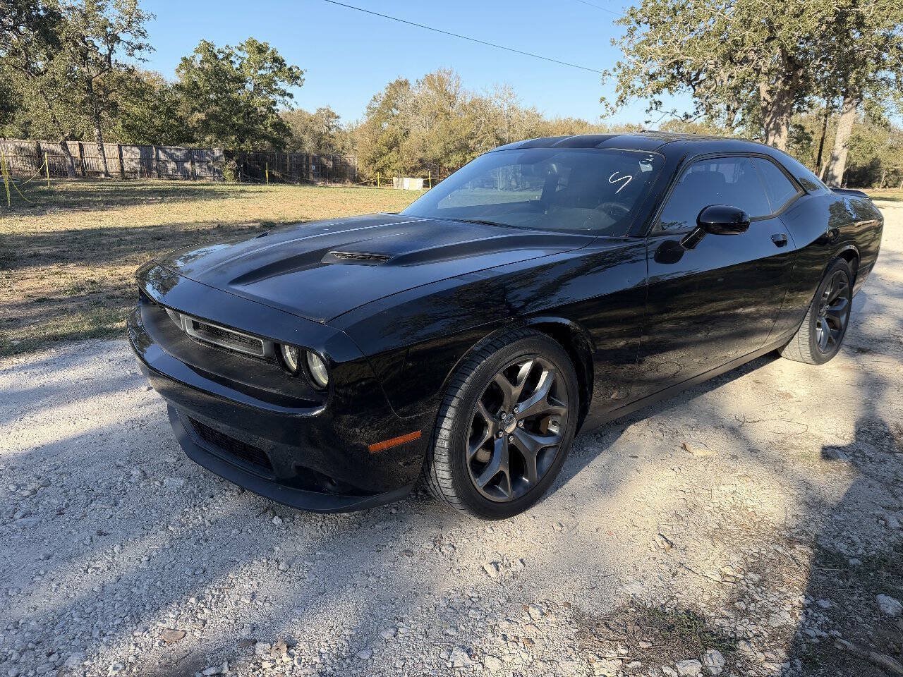 Used 2015 Dodge Challenger SXT Plus RWD image 3