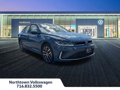 Certified 2025 Volkswagen Jetta SE