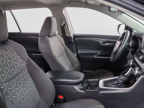 Used 2021 Toyota RAV4 XLE FWD image 26