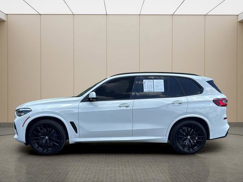 Used 2021 BMW X5 sDrive40i w/ M Sport Package RWD image 2