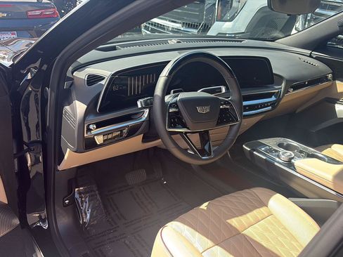 Used 2024 Cadillac Lyriq Sport w/ Nappa Leather Package AWD/4WD image 20