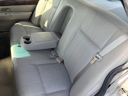 Used 2007 Mercury Grand Marquis LS image 11