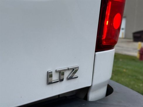 Used 2009 Chevrolet Silverado 3500 LTZ w/ Suspension Package, Off-Road image 29