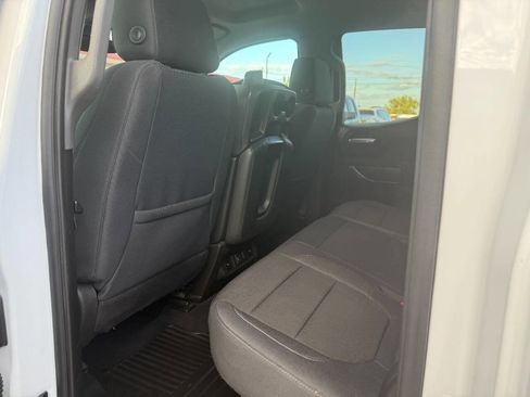 Used 2019 GMC Sierra 1500 SLE w/ SLE Value Package image 7