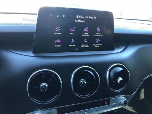 Used 2018 Kia Stinger GT2 AWD/4WD image 14
