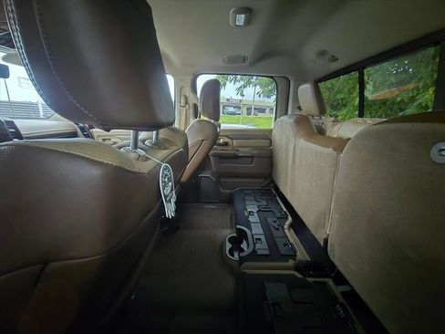 Used 2022 RAM 3500 Limited AWD/4WD image 5