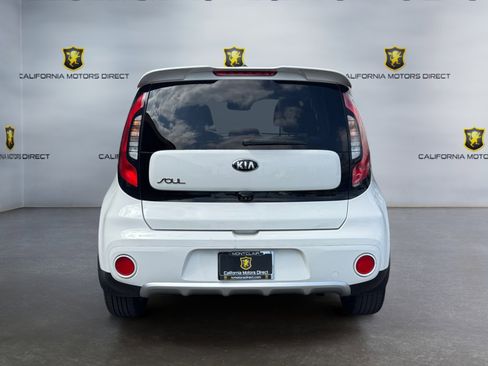 Used 2017 Kia Soul + w/ Audio Package FWD image 4