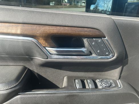 Used 2025 Chevrolet Silverado 3500 High Country w/ High Country Premium Package image 22