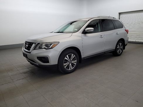 Used 2017 Nissan Pathfinder S AWD/4WD image 2