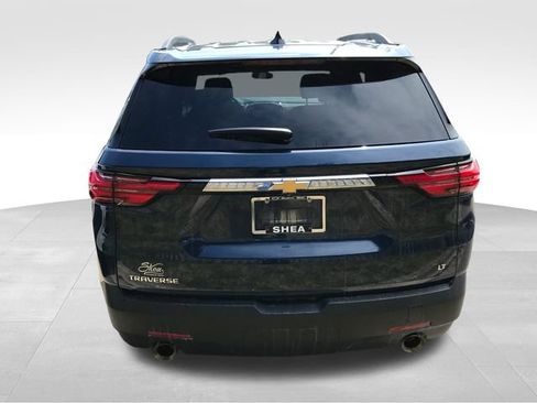 Used 2023 Chevrolet Traverse LT FWD image 12