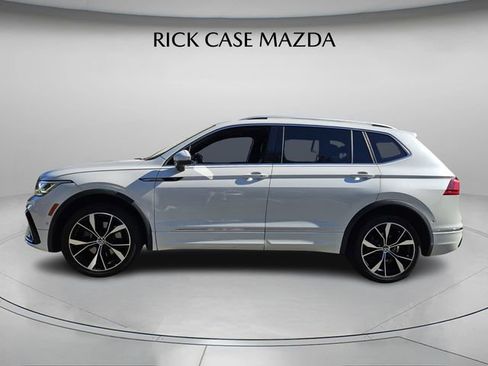 Used 2022 Volkswagen Tiguan SEL R-Line image 3