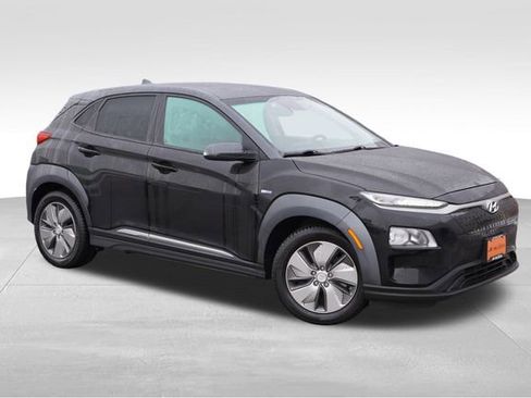 Used 2019 Hyundai Kona SEL image 2