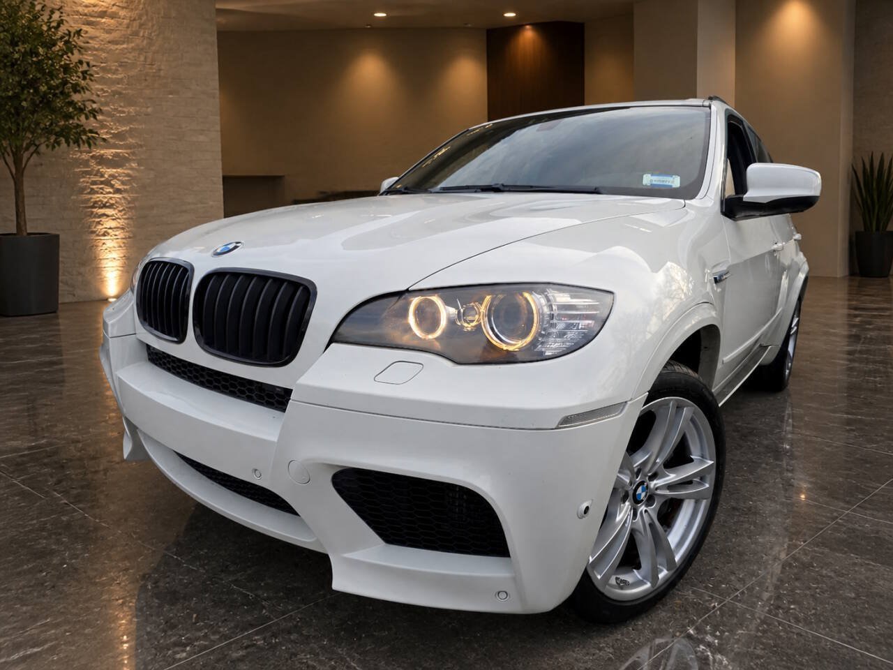 Used 2011 BMW X5 M AWD/4WD image 2