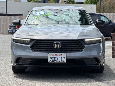 Used 2025 Honda Accord Sport image 6