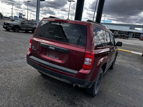 Used 2017 Jeep Patriot Sport image 5